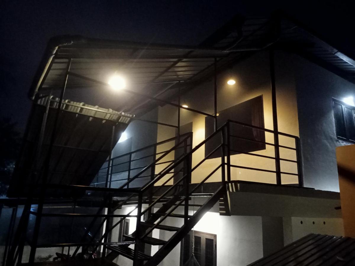 La Casa De Alexa Homestay Idukki Extérieur photo